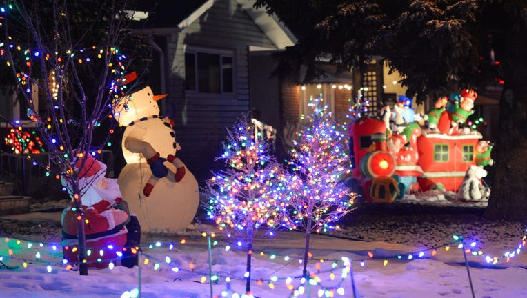 Edmonton Houses Lit Up For 2021 Christmas Season
