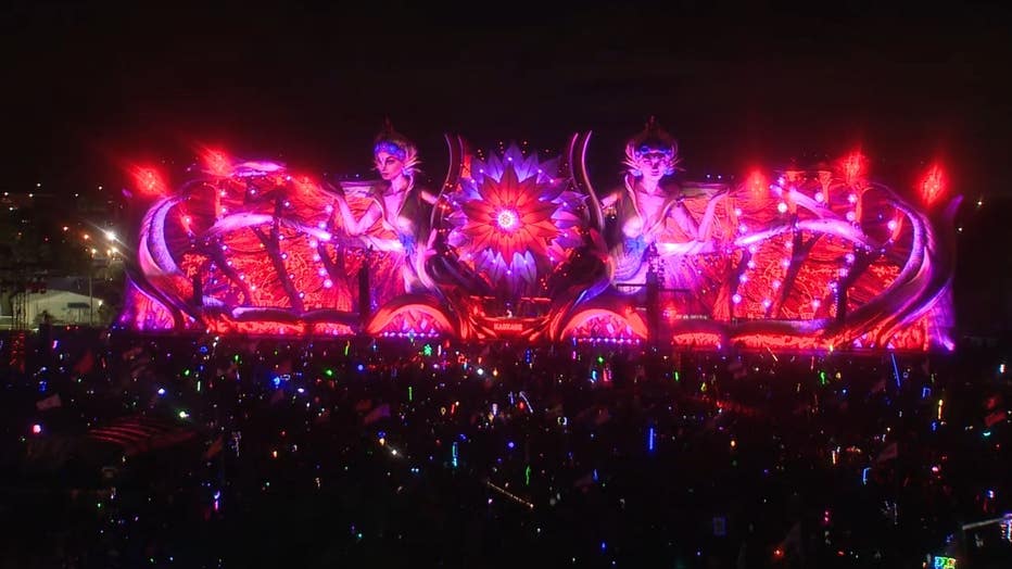 WOFL Electric Daisy Carnival EDC 2022
