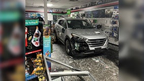 Police: Suspected burglars crash car into Orlando GameStop