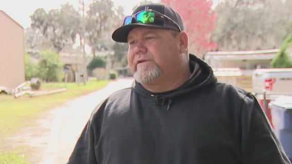 Good Samaritan helps save man who was shot, robbed in front of Texas Roadhouse