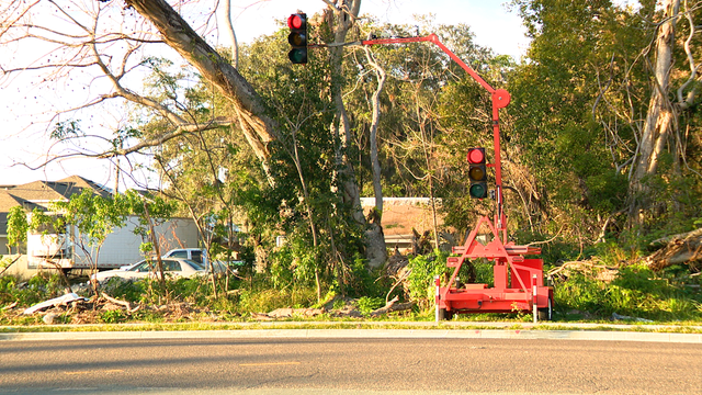 Damaged traffic lights in Florida may take over a year to replace, officials say