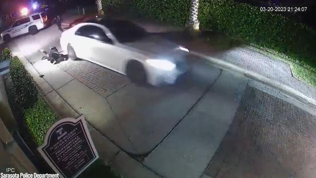 Video shows Florida police officer get hit by thief driving stolen car: Police