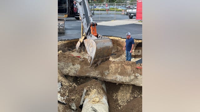 Large hole opens up in Ocala’s Gaitway Plaza parking lot