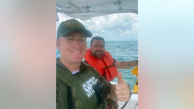 Pilot recounts his crash-landing into the Gulf of Mexico after both engines went out