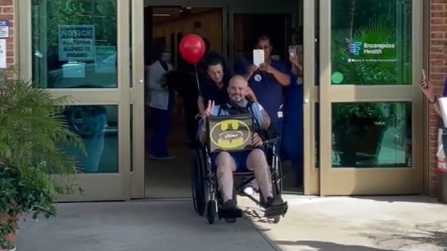 Florida officer injured in deadly hit-and-run crash released from hospital after 17 days: 'We're relieved'