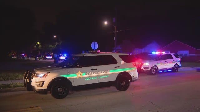 Man critically hurt after shooting in Orange County neighborhood, deputies say