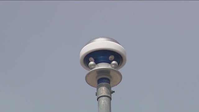 Experts disagree on lightning deflection measures as Florida cities invest in new technology
