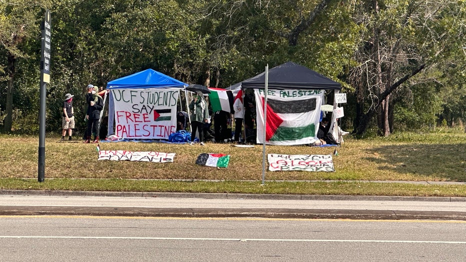 WOFL-UCF-Palestine-protesters2.jpg